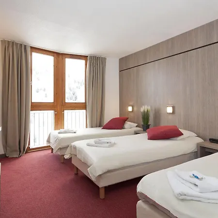 Hotel Club Mmv Les Melezes **** 4*