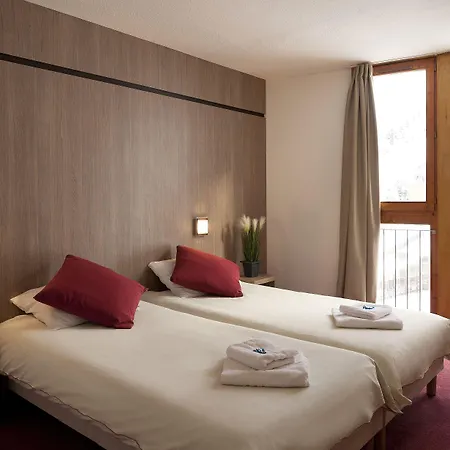 Hotel Club Mmv Les Melezes 4*