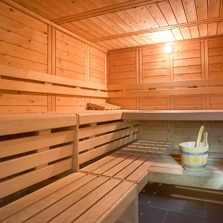 Club Mmv Les Melezes 4*